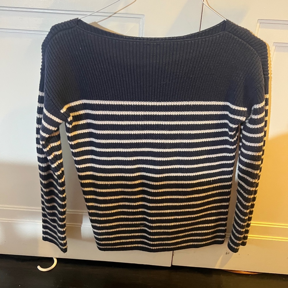 GAP Sweater